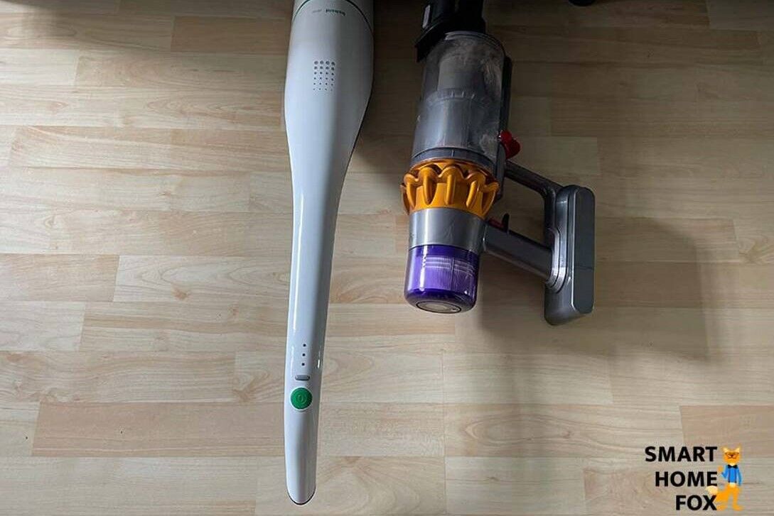 nettoyage sous les meubles dyson v15 vs vorwerk vb100